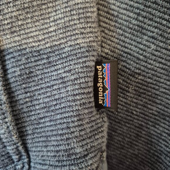 Patagonia Blue Hoodie Size Medium - Picture 9 of 13